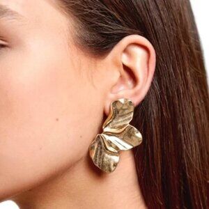 Shashi x Revolve Sophia Petal Earrings